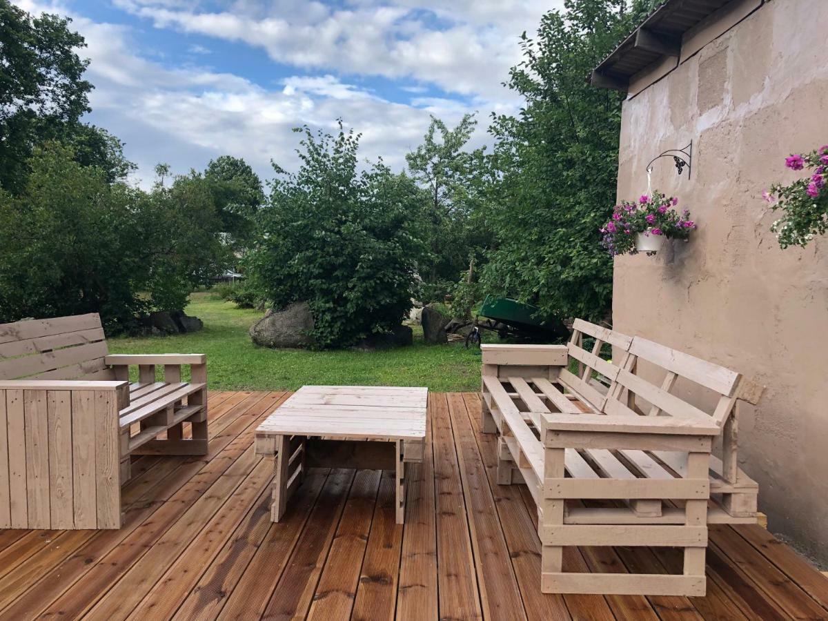 Apartment In Private House Near The Beach And River Jūrkalne 外观 照片